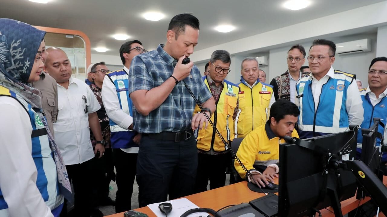 Cek Kesiapan Jasa Marga Tollroad Command Center, Menko AHY Apresiasi Potongan Tarif Tol di Ruas Tertentu